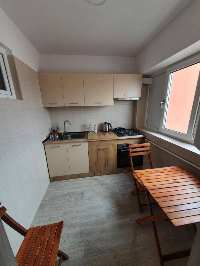 Apartament 3 Cam Grand Arena Bucureşti Eksteriør bilde